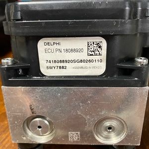 ABS off a 2008 Harley Davidson Ultra Classic Electro Glide with caddy.